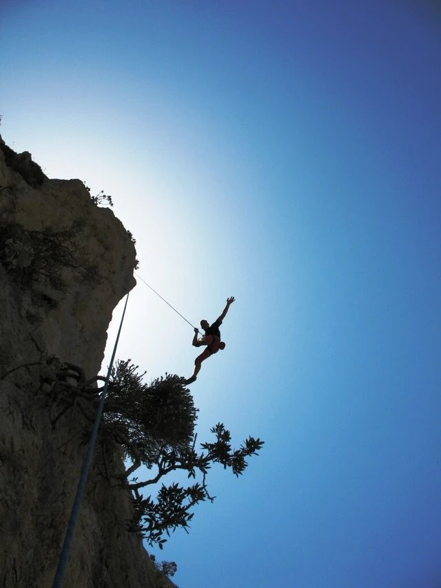 Wall climbing (multi-pitch) in Toscolano Maderno